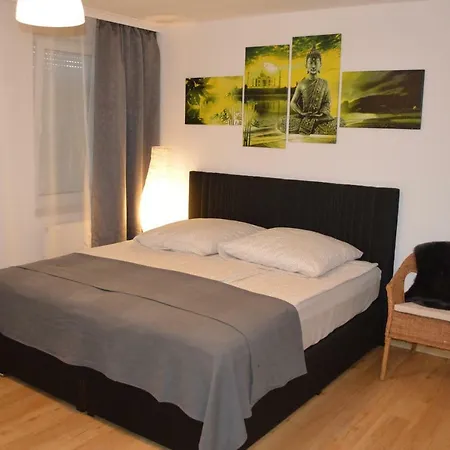 Modernes 1-zimmer W-lan, Stellplatz Apartment Nuremberg