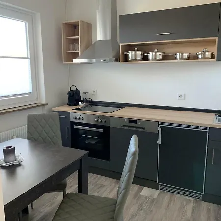 Apartment Tankbar's *