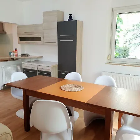 House With 3 In City Apartment Nuremberg