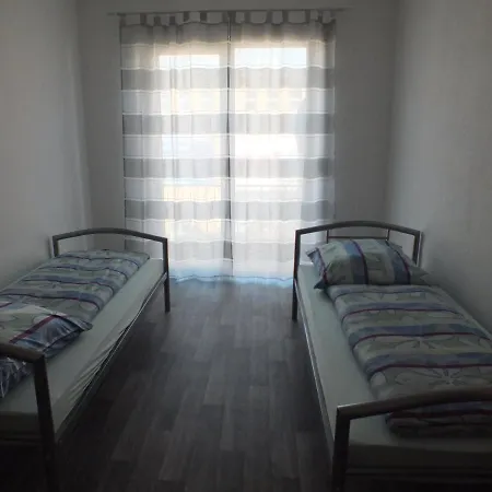 Apartment Ferienwohnung In *
