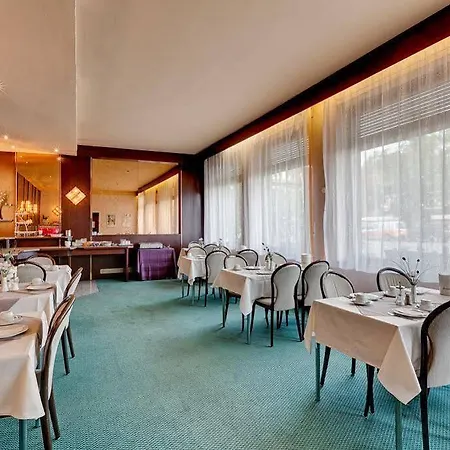 Erlenstegen Hotel 3*