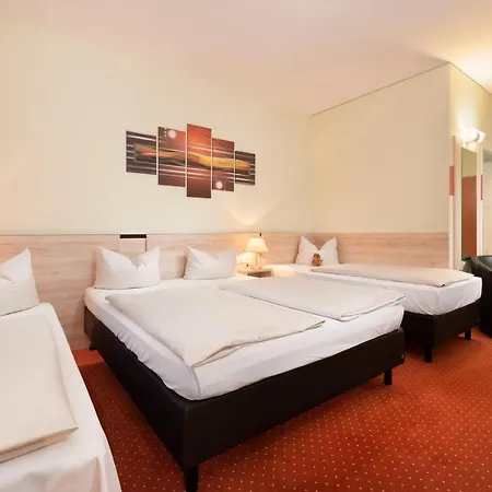 Novina Suedwestpark Hotell Nürnberg