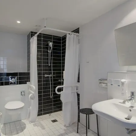 Hotel Premier Centre 3*