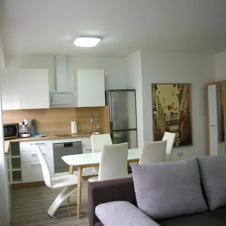 Apartment 4rent *