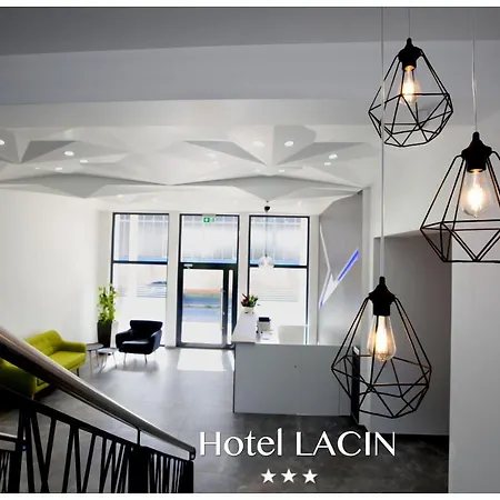 Lacin 3* Núremberg