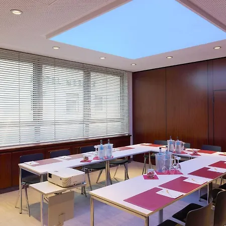 Ringhotel Loew's Merkur Hotel 4*