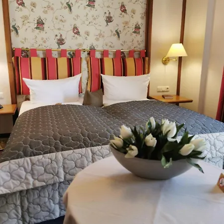 Hotel Cristal 3*