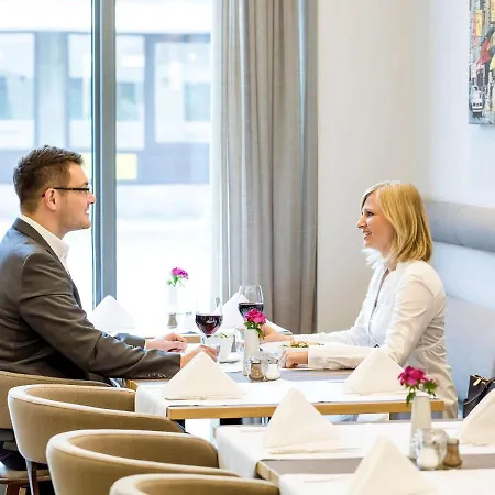 Hotel Novotel Nuernberg Centre 4*